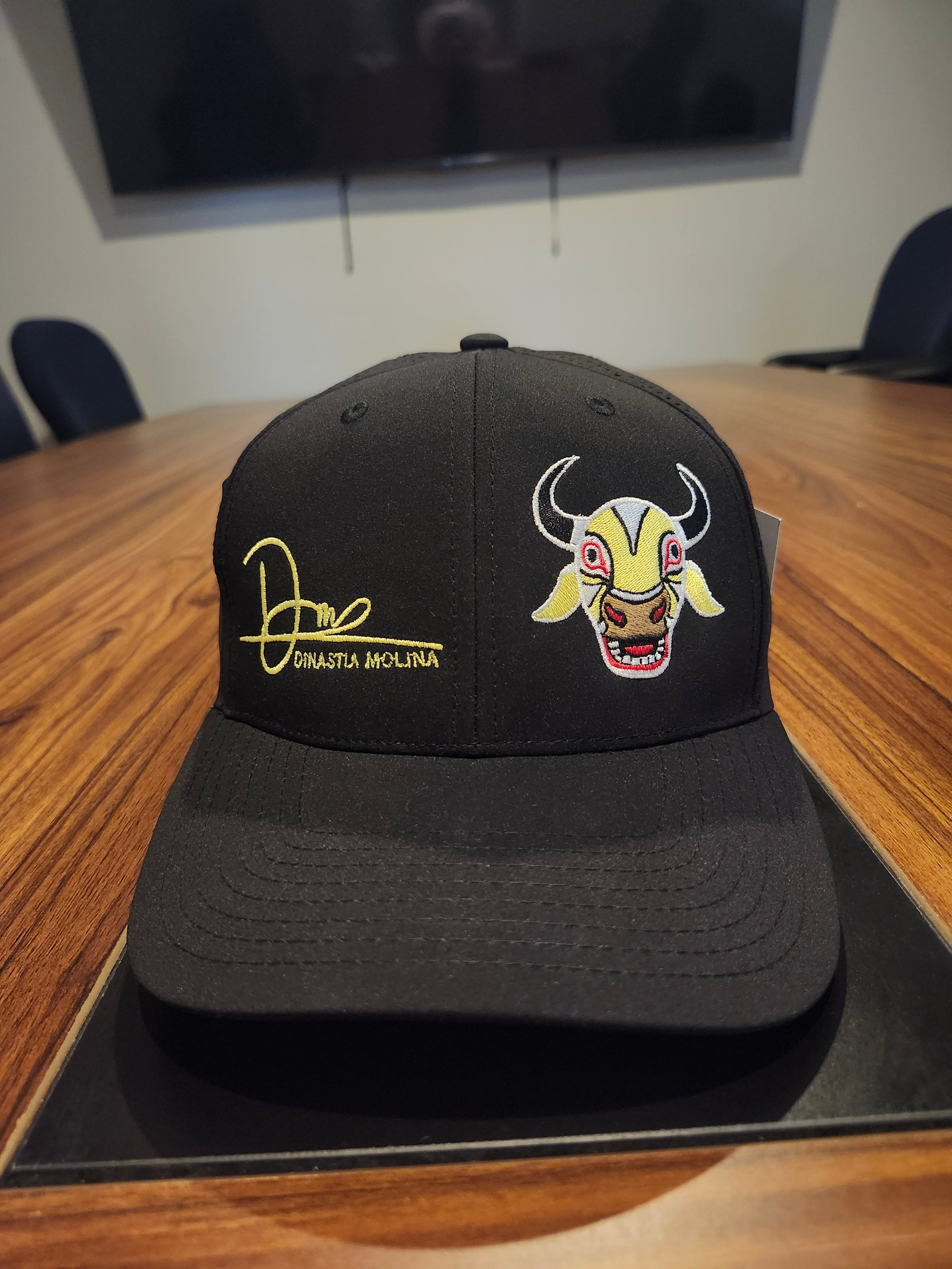 DM Toro (edición amarilla)