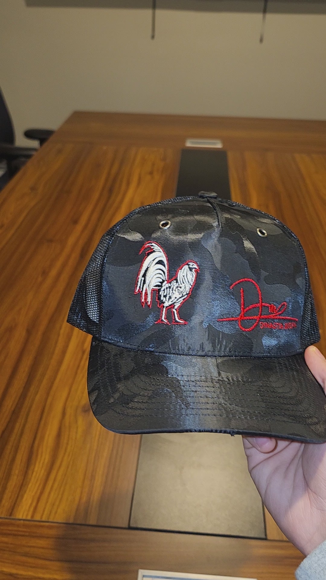 DM camuflaje gallo (gorra)